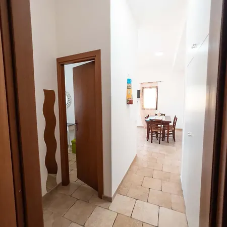 Oleandro Villa *