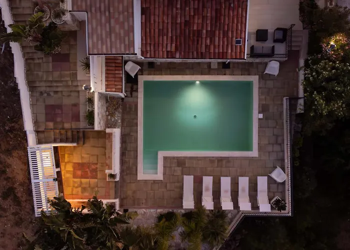 Oleandro * 알카모 마리나